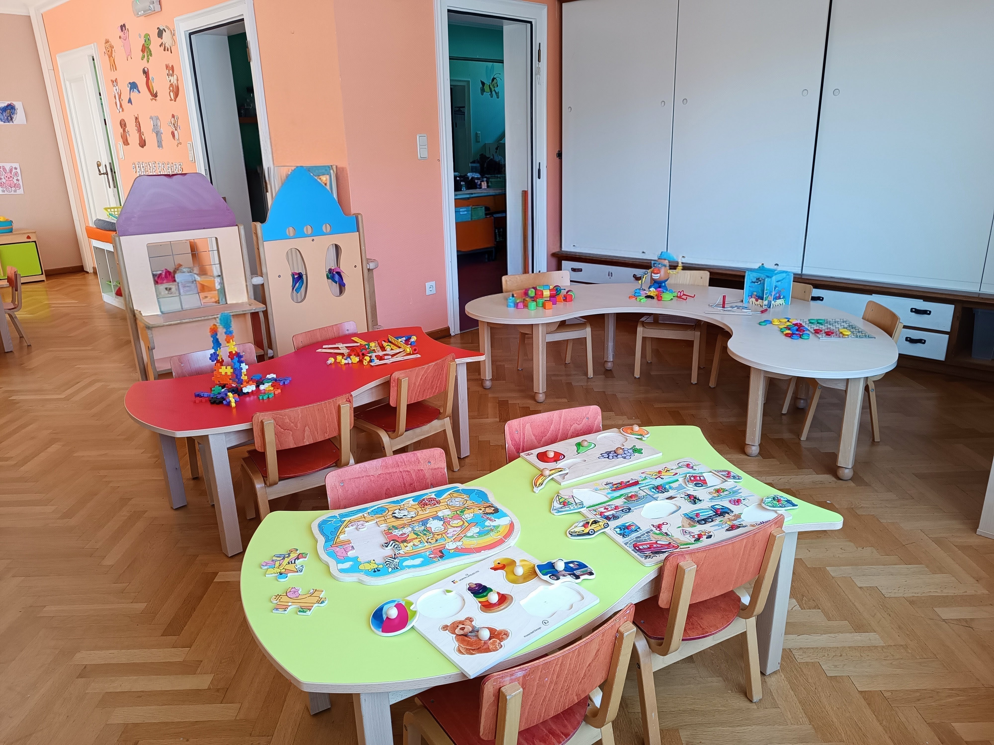 Rest time at Le Pays Imaginaire Soleuvre nursery